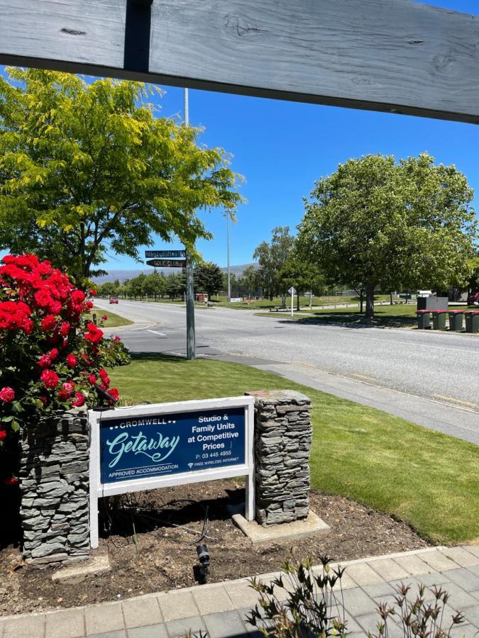 Cromwell Getaway Motel Exterior photo