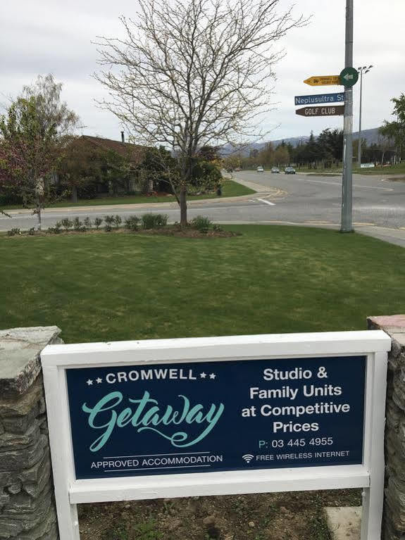 Cromwell Getaway Motel Exterior photo